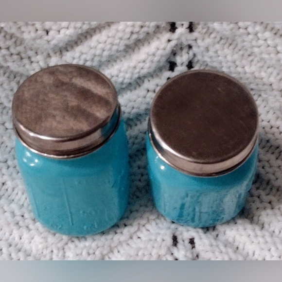 Mason Jar Light Blue Salt & Pepper Shakers With Handles  Shot Glass 4 oz - Picture 6 of 7